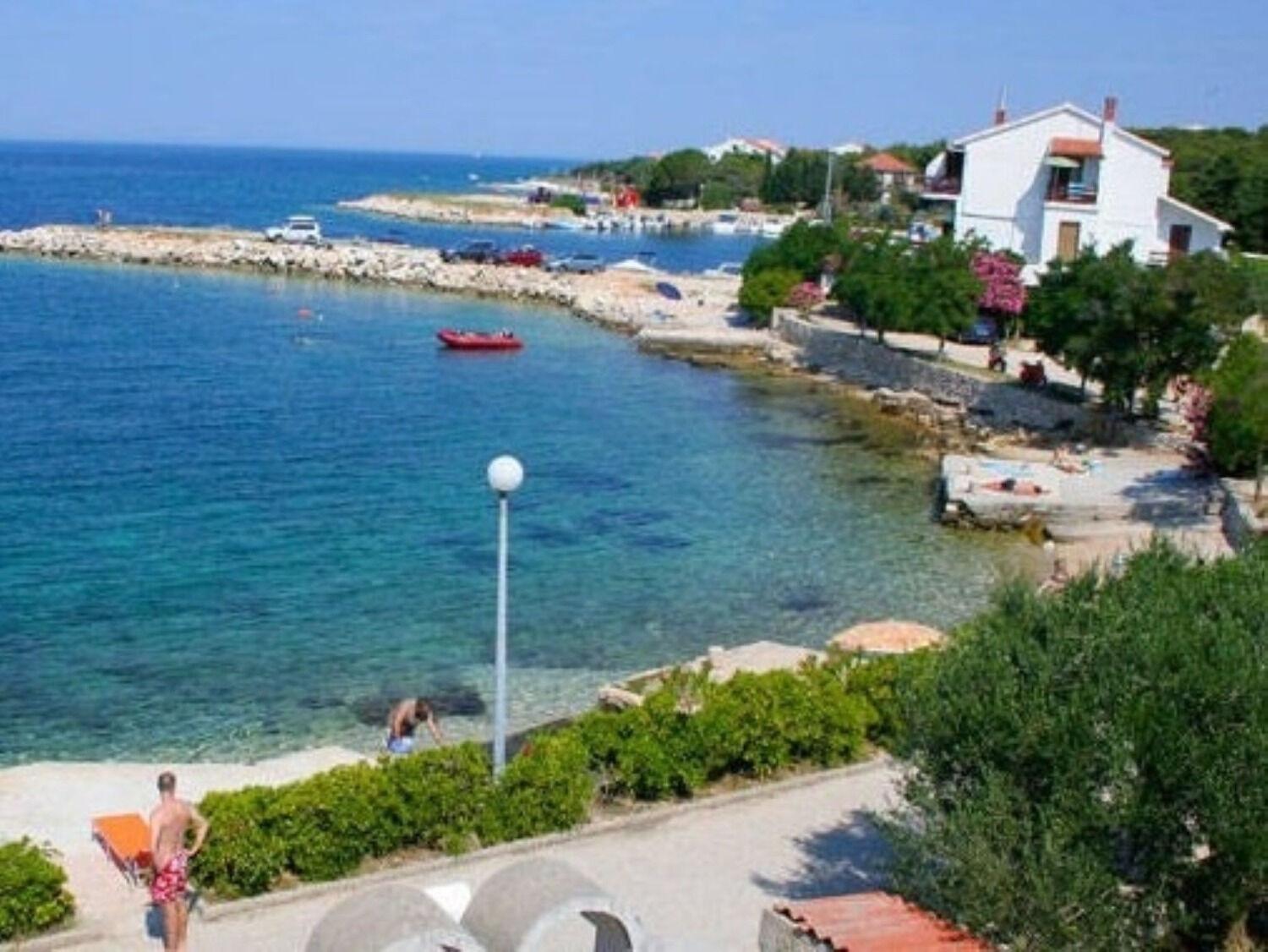 Apartments Milja - 10 M From Sea Мандре Екстер'єр фото